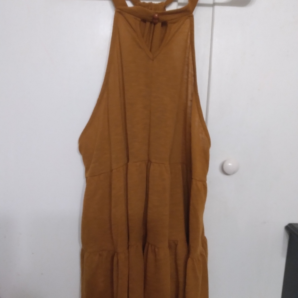 Top - Picture 2 of 2
